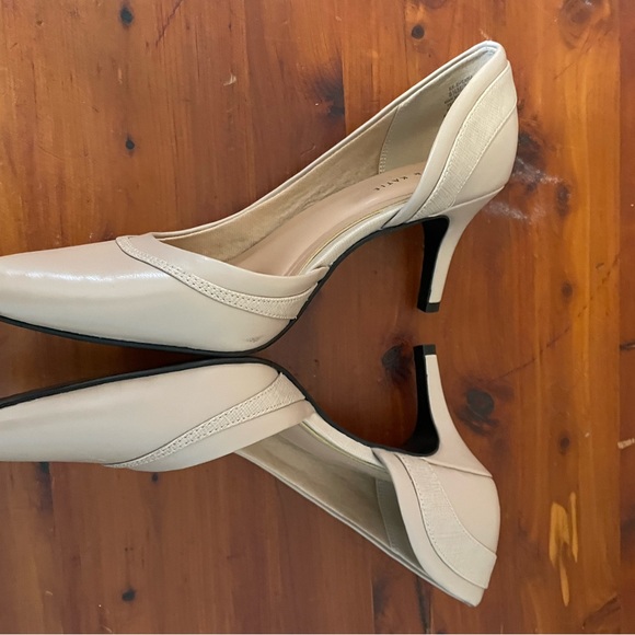 Kelly & Katie pumps - Picture 2 of 5